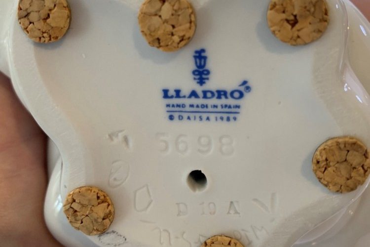 Laldro #5698 Bottom Laldro #5698 Bottom