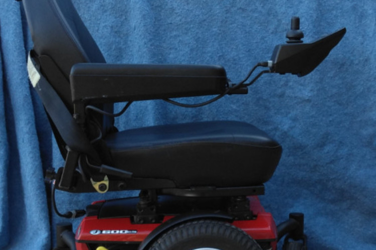 SCOOTER RIGHT SCOOTER RIGHT