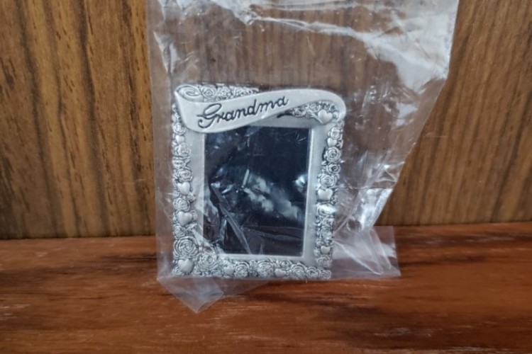 frames tiny silver GRANDMA with stand or pin 1.3-8x1.11-16 front frames tiny silver GRANDMA with stand or pin 1.3-8x1.11-16 front