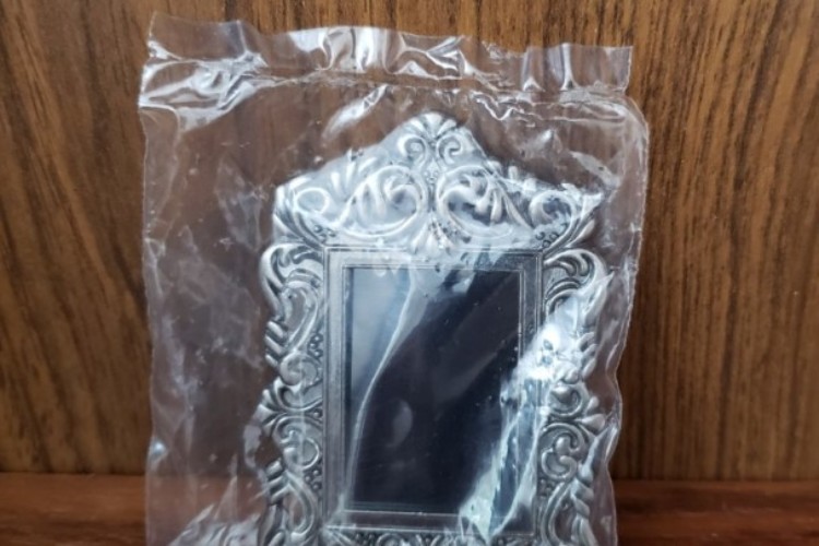 frames tiny silver with stand 2x2.75 front frames tiny silver with stand 2x2.75 front