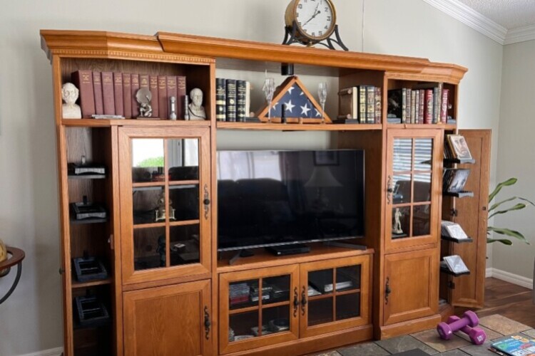 Entertainment Center Entertainment Center